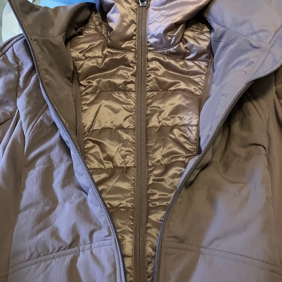 NWT Lululemon Another Mile Jacket, Sz 6, Twilight Rose - Picture 7 of 8